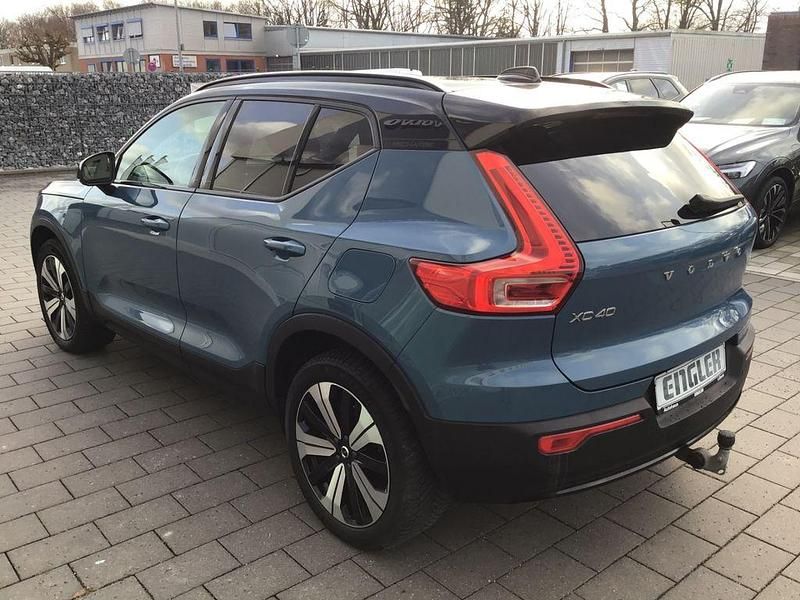 Gebraucht Volvo XC40 Plus 169 kW (231 PS) 2022 Blau SUV