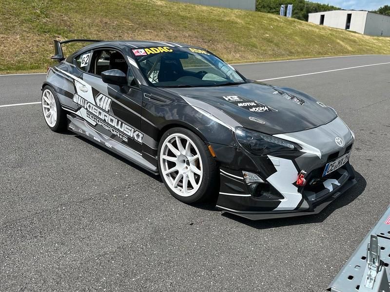 Gebraucht Toyota GT86 GT 330 PS (242 kW) 2013 Weiß Coupé