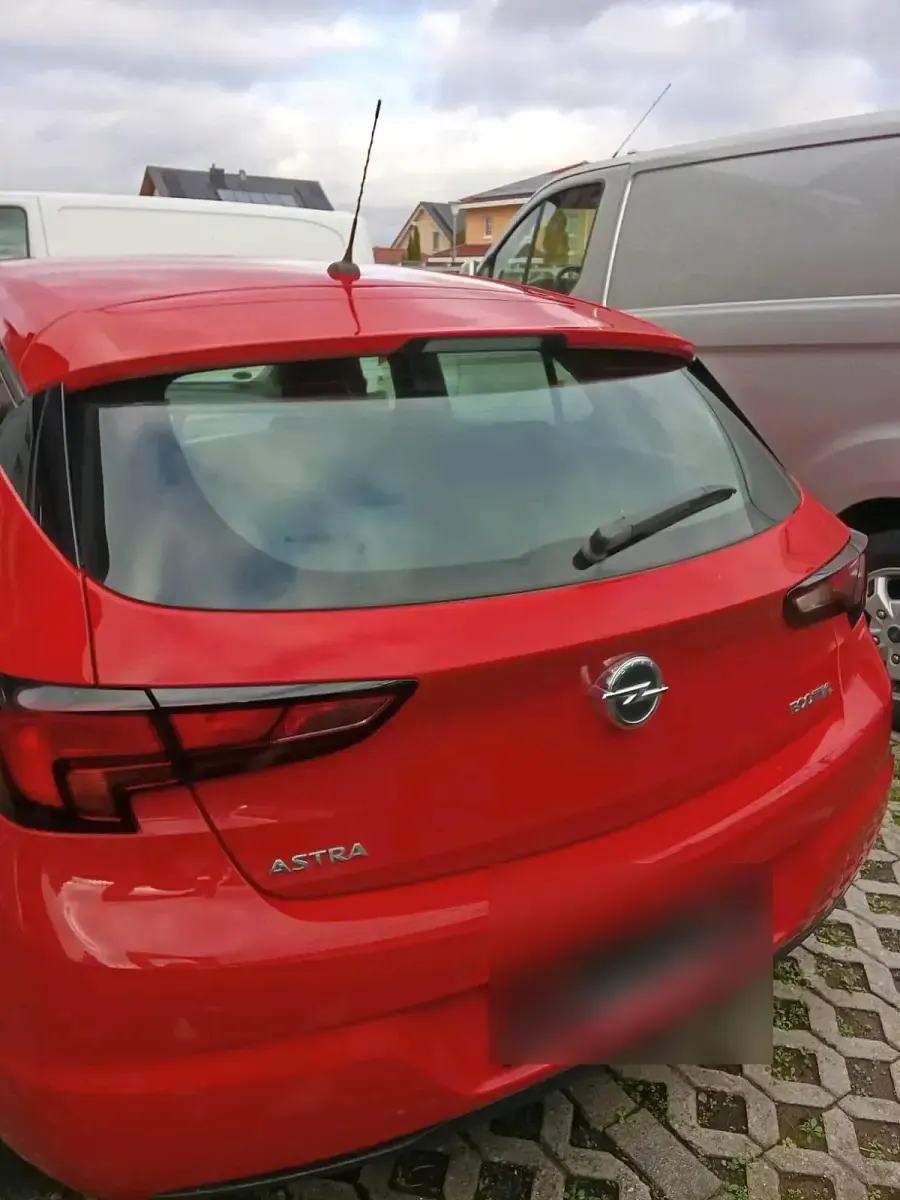 Gebraucht Opel Astra 105 PS (77 kW) 2018 Rot Limousine
