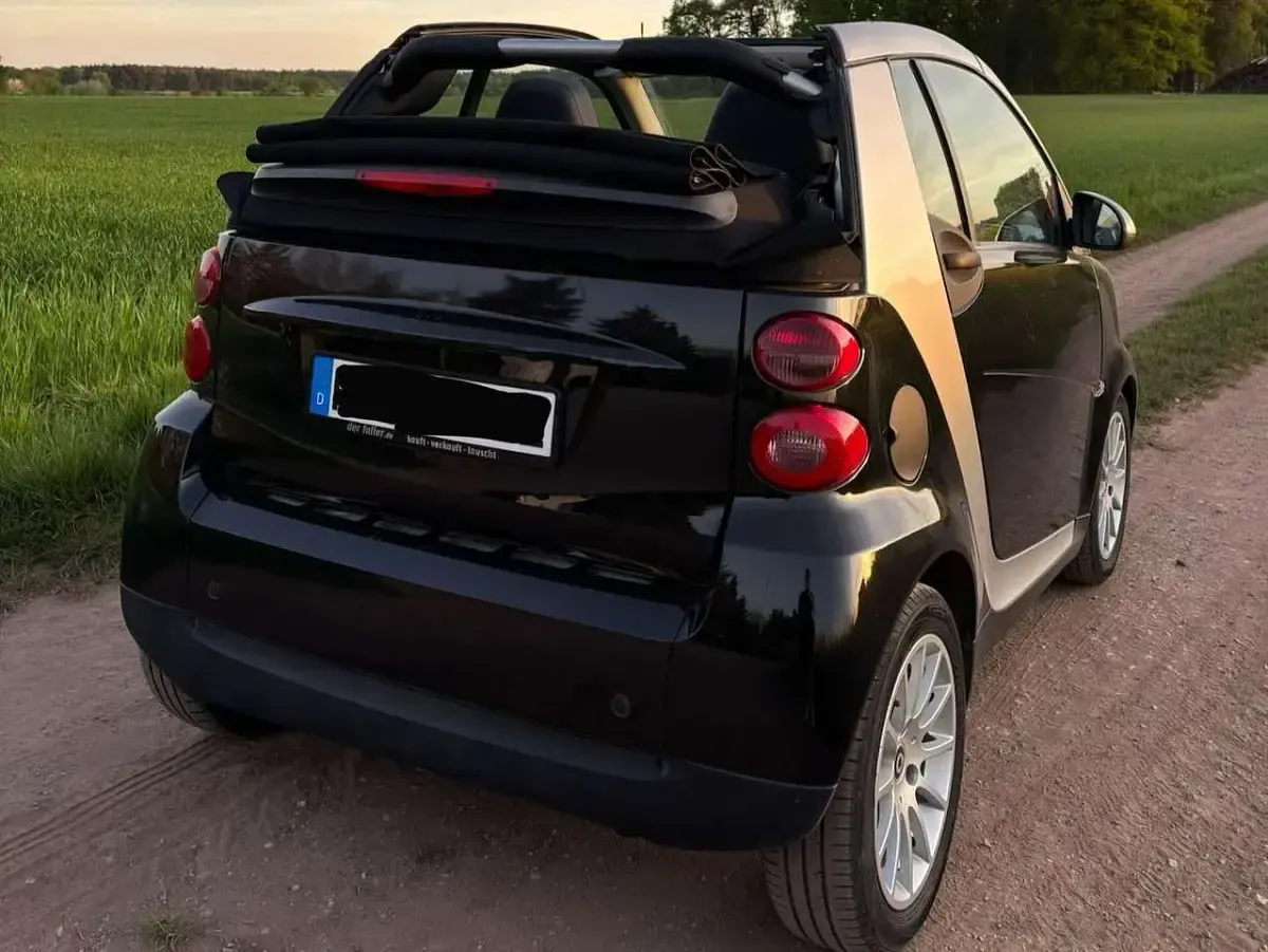 Gebraucht Smart ForTwo Cabrio Passion 71 PS (52 kW) 2010 Schwarz Cabrio