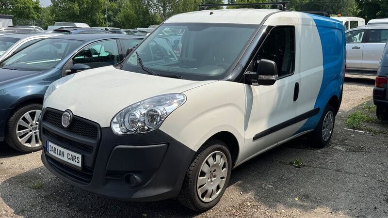 Weiß Gebraucht 2012 Fiat Doblò Basis Van / Kleinbus | 3.490 € (Guter Preis) - Bild 1/4