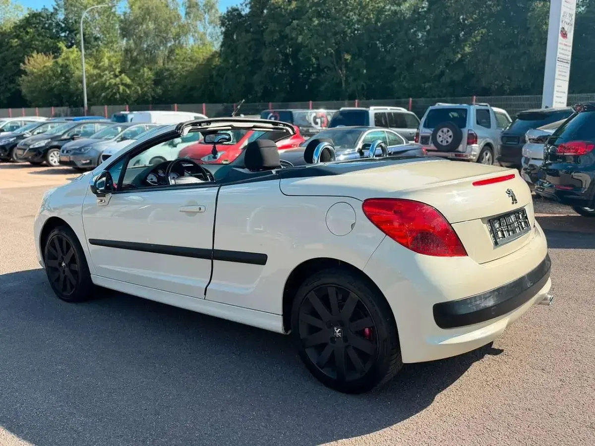 Gebraucht Peugeot 207 CC Sport 120 PS (88 kW) 2008 Beige Cabrio