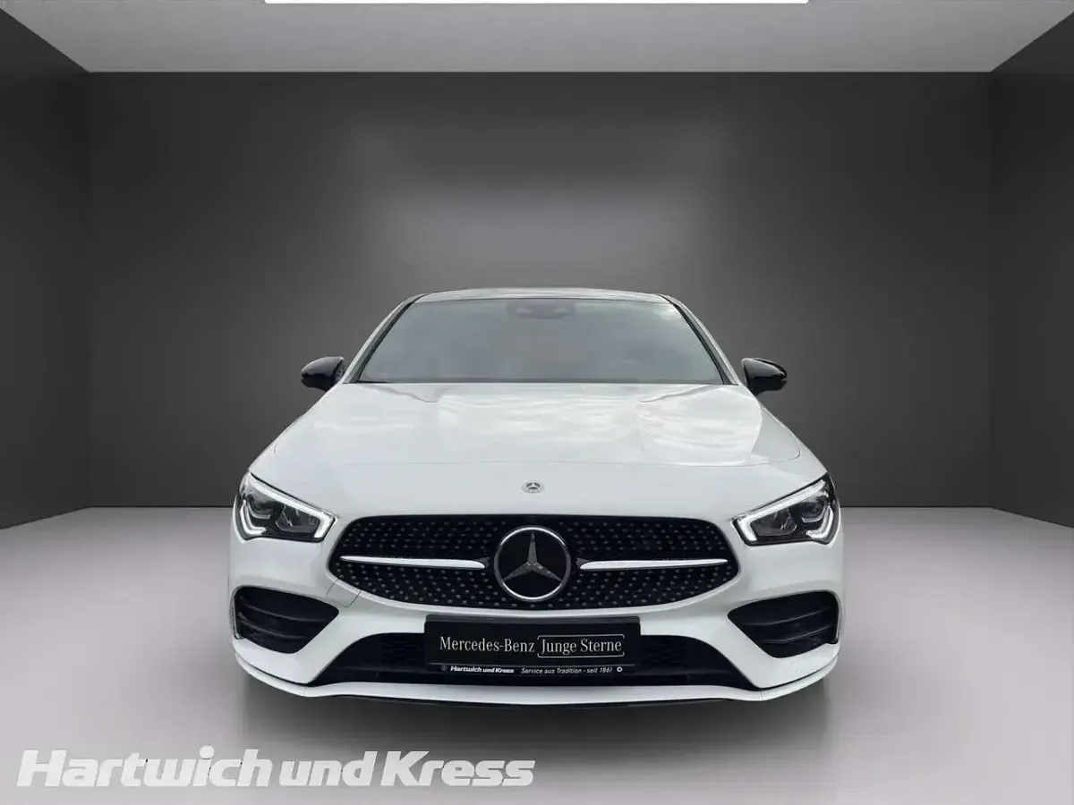 Gebraucht Mercedes CLA220 AMG line 190 PS (139 kW) 2023 Polarweiss  unilack Limousine