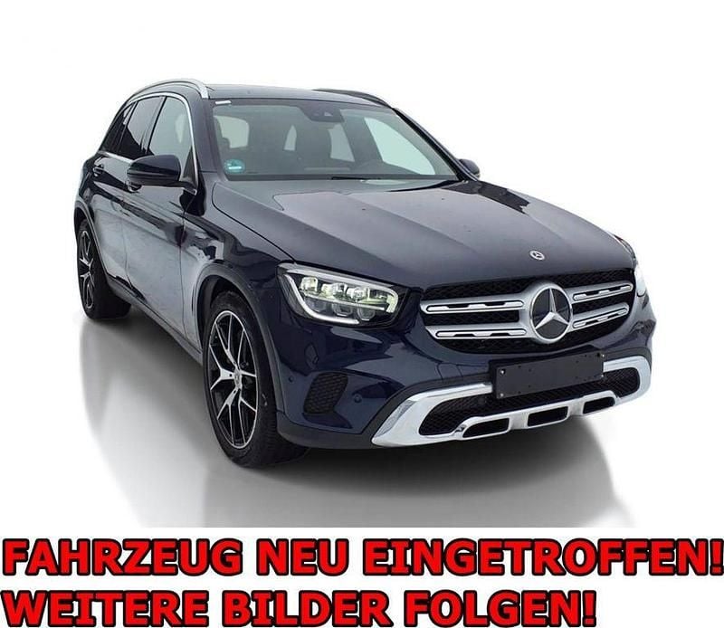 Gebraucht Mercedes GLC300 AMG 306 PS (225 kW) 2022 Blau SUV