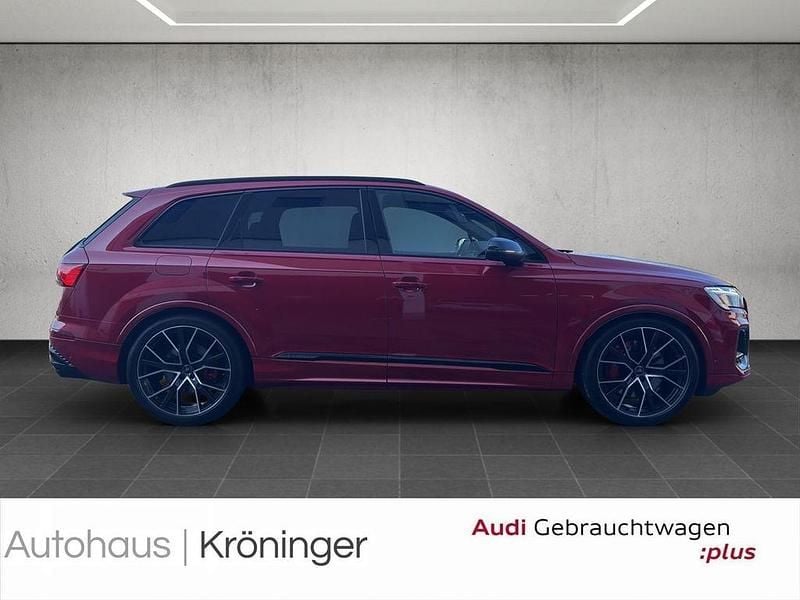 Gebraucht Audi SQ7 Ambiente 507 PS (372 kW) 2025 Rot SUV
