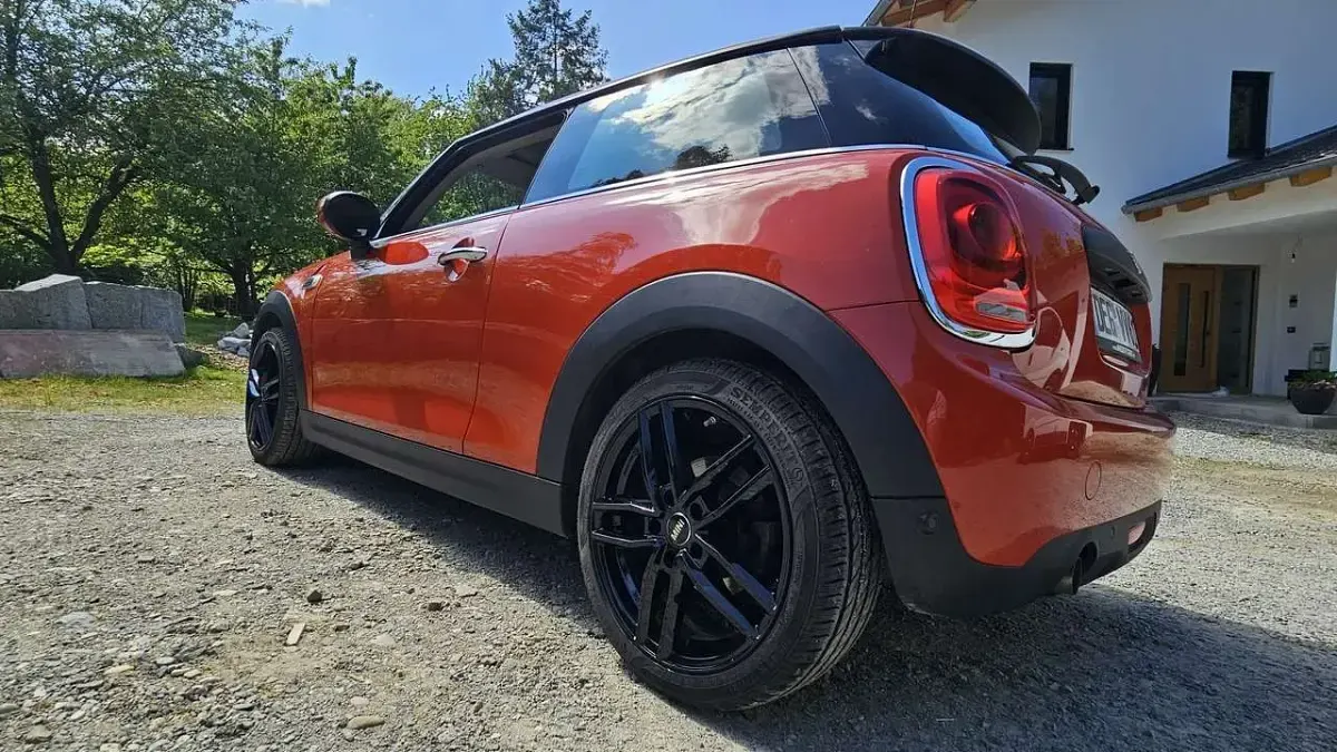 Gebraucht Mini ONE 102 PS (75 kW) 2021 Orange Kleinwagen