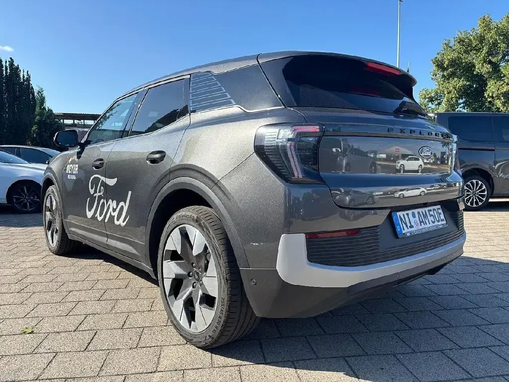 Gebraucht Ford Explorer Premium 250 kW (340 PS) 2025 Grau SUV