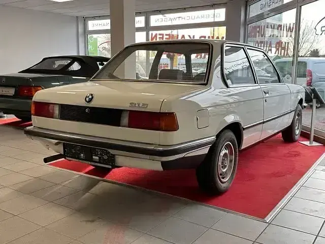 Gebraucht BMW 316 90 PS (66 kW) 1981 Bmwalpinweiß Limousine