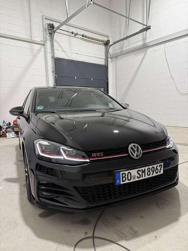 Gebraucht VW Golf VII GTI 245 PS (180 kW) 2018 Schwarz Kleinwagen