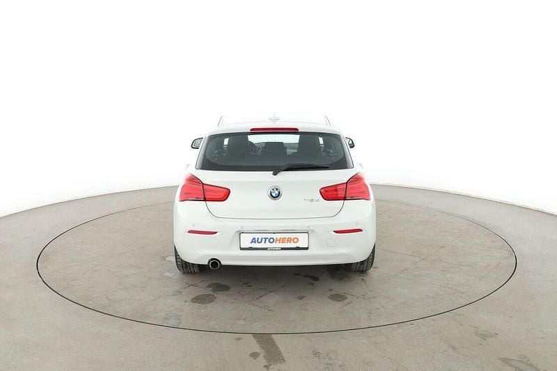 Gebraucht BMW 118 Advantage 150 PS (110 kW) 2019 Weiß Kleinwagen