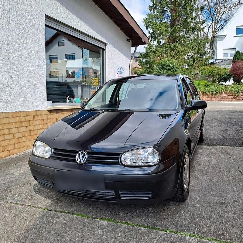 Gebraucht VW Golf IV 75 PS (55 kW) 2003 Schwarz Kleinwagen
