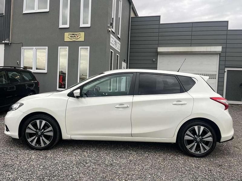 Weiß Gebraucht 2014 Nissan Pulsar Tekna Kleinwagen | 8.990 € (Fairer Preis) - Bild 1/4