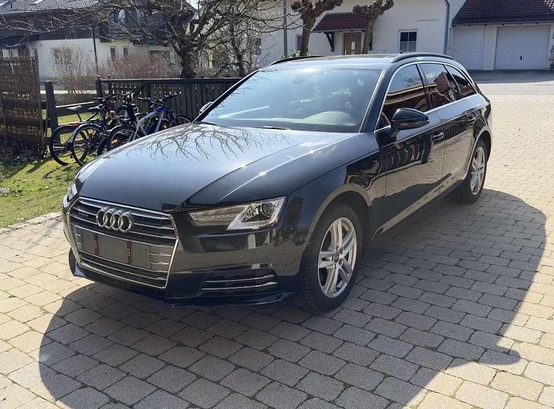 Gebraucht Audi A4 Sport 218 PS (160 kW) 2016 Schwarz Kombi