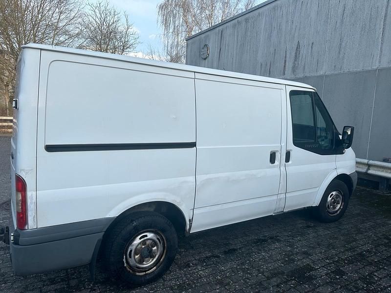 Second-hand Ford Transit 86 CP (63 kW) 2010 Alb Pickup