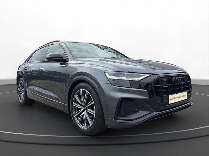 Gebraucht Audi Q8 Competition 286 PS (210 kW) 2022 Grau SUV