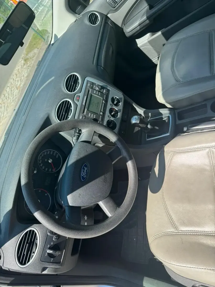 Gebraucht Ford Focus 90 PS (66 kW) 2006 Silber Kombi