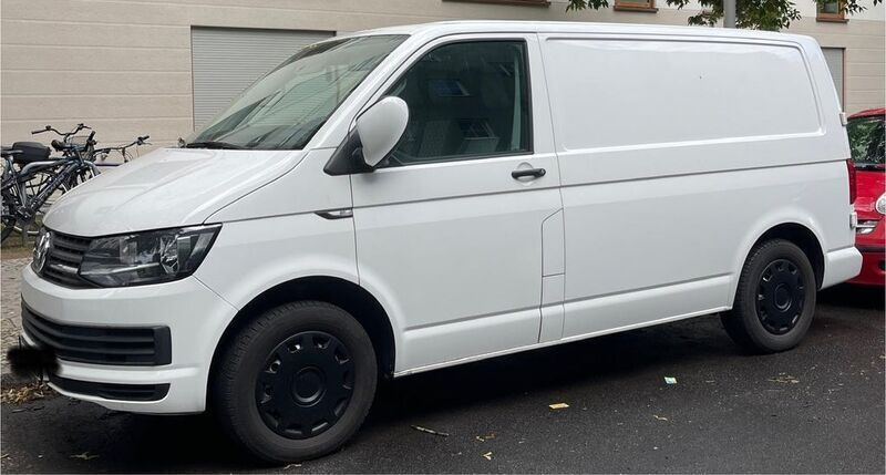 Weiß Gebraucht 2015 VW T5 Van | 13.790 € - Bild 1/3