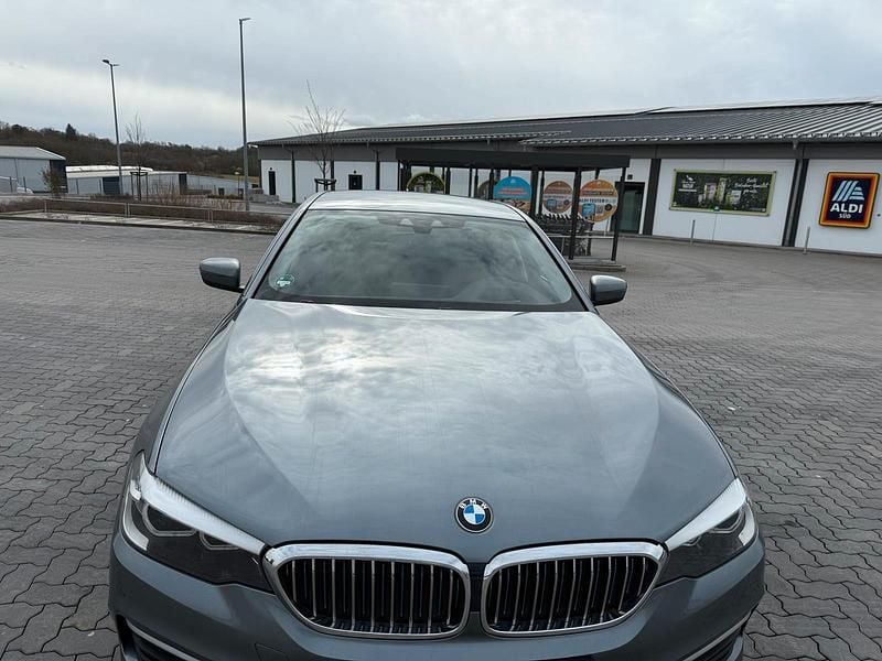 Usata BMW 530e 2018 Grigio Berlina