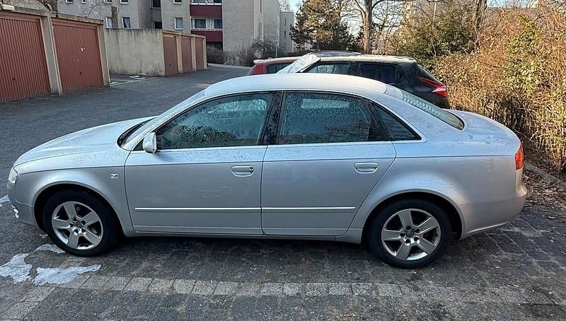 Gebraucht Audi A4 130 PS (95 kW) 2005 Grau Limousine