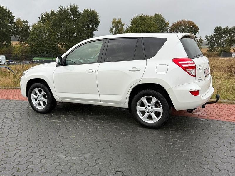 Gebraucht Toyota RAV4 Life 150 PS (110 kW) 2011 Weiß SUV