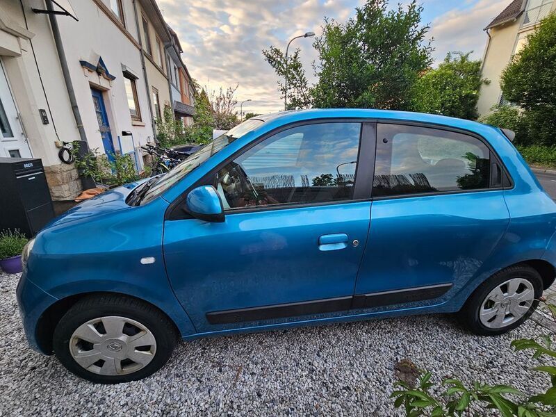 Blau Gebraucht 2016 Renault Twingo Life Kleinwagen | 4.500 € (Superpreis) - Bild 1/4