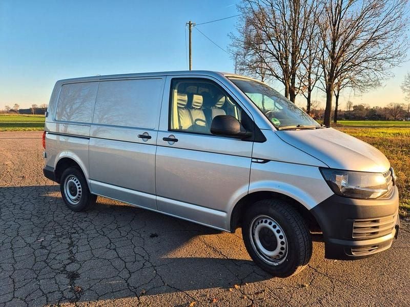 Silber Gebraucht 2018 VW T6 Van | 15.200 € (Superpreis) - Bild 1/4