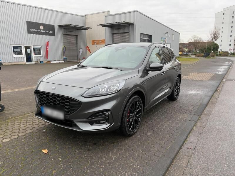 Grau Gebraucht 2022 Ford Kuga ST-Line X SUV | 26.999 € (Fairer Preis) - Bild 1/4