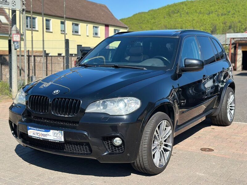 Schwarz Gebraucht 2011 BMW X5 M Sport SUV | 15.990 € (Etwas zu teuer) - Bild 1/4