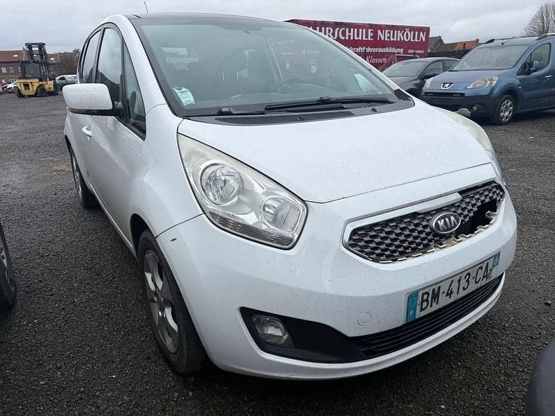 Weiß Gebraucht 2011 Kia Venga Spirit Kleinwagen | 2.200 € (Fairer Preis) - Bild 1/4