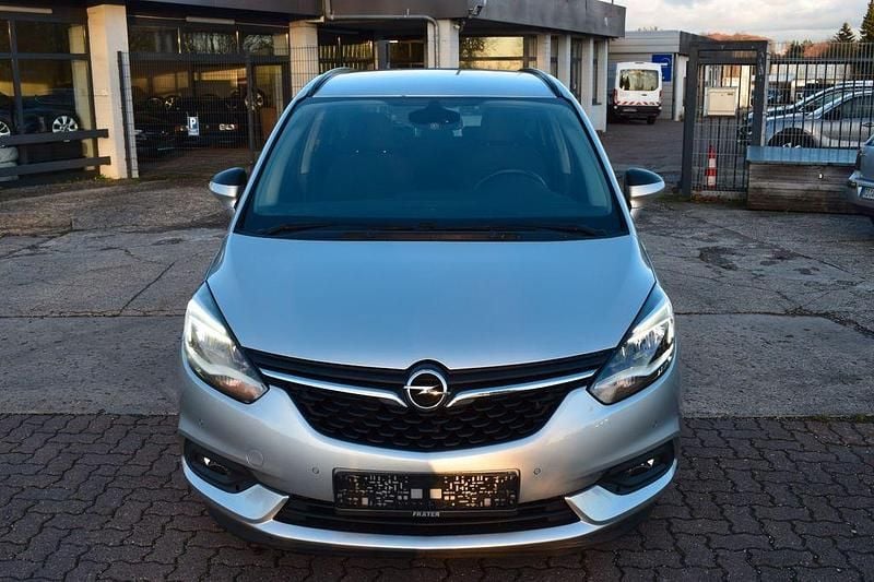 Gebraucht Opel Zafira Active 140 PS (102 kW) 2017 Silber Van / Kleinbus