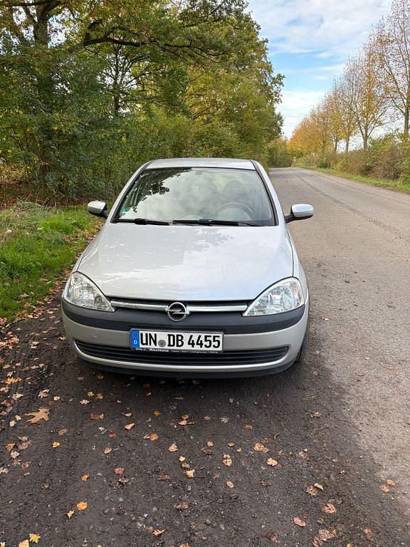 Silber Gebraucht 2003 Opel Corsa Njoy Limousine | 1.450 € (Fairer Preis) - Bild 1/4