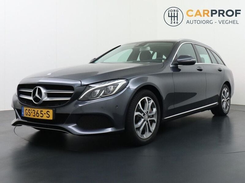 Grau Gebraucht 2015 Mercedes C350e Edition Kombi | 10.595 € (Guter Preis) - Bild 1/4