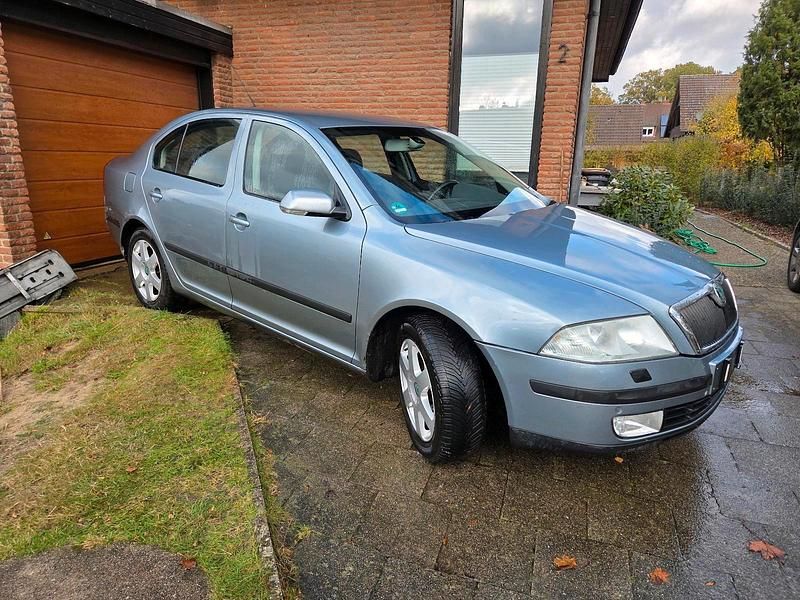 Gebraucht 2004 Skoda Octavia Limousine | 1.985 € (Guter Preis) - Bild 1/4