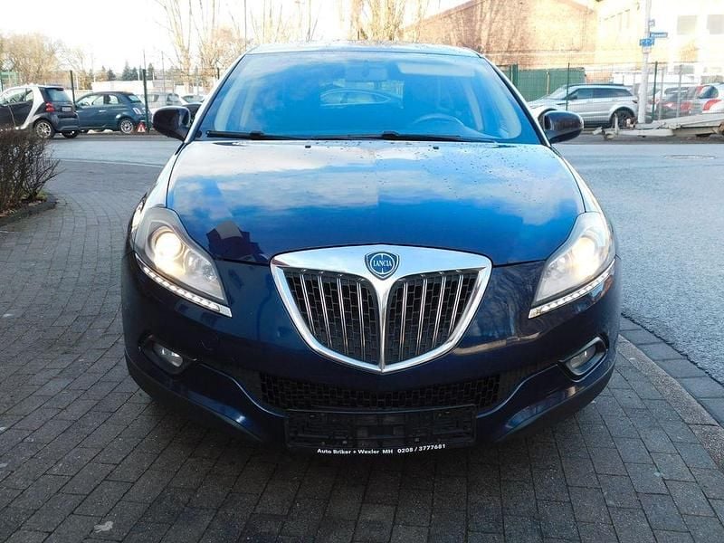 Gebraucht Lancia Delta 120 PS (88 kW) 2009 Blau Kleinwagen