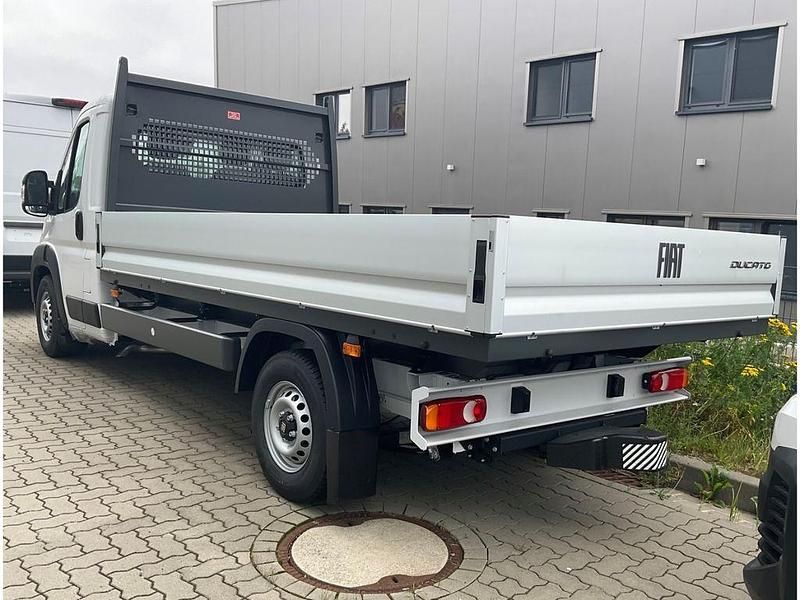 Neu Fiat Ducato 140 PS (102 kW) 2025 Weiß Van