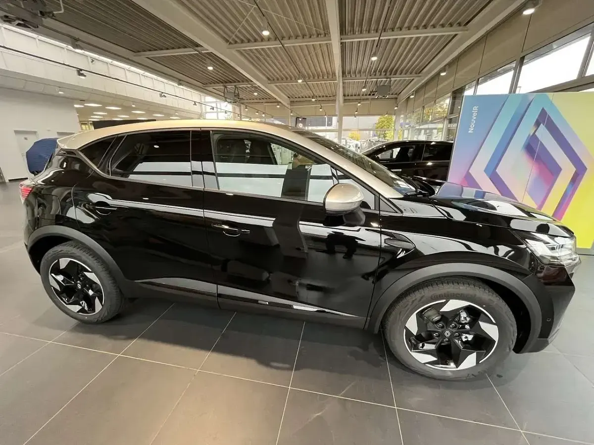 Nowe Renault Captur 91 KM (66 kW) 2025 Czarny SUV