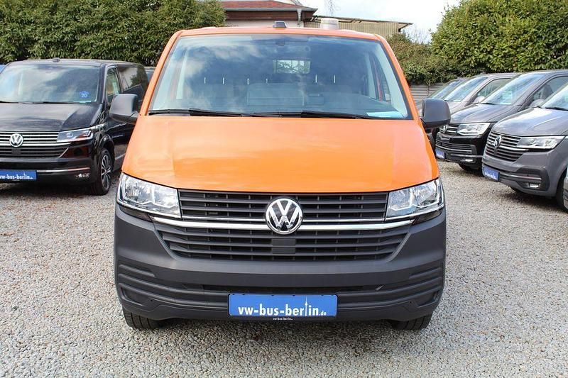 Gebraucht VW T6.1 150 PS (110 kW) 2020 L92c leuchtorange Van