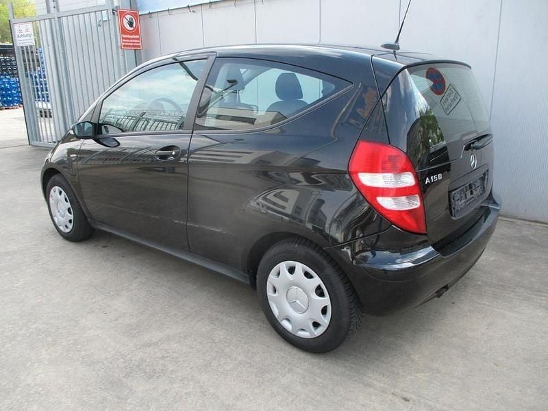 Gebraucht Mercedes A150 95 PS (69 kW) 2007 Schwarz Kleinwagen