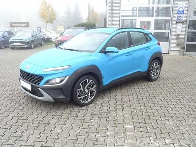 Blau Gebraucht 2021 Hyundai Kona Prime SUV | 18.444 € (Guter Preis) - Bild 1/4