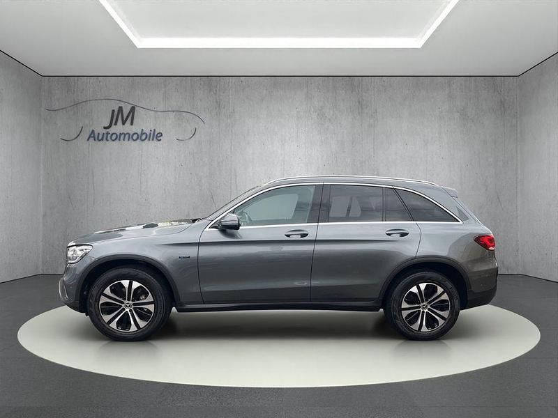 Gebraucht Mercedes GLC300e AMG 211 PS (155 kW) 2020 Grau SUV