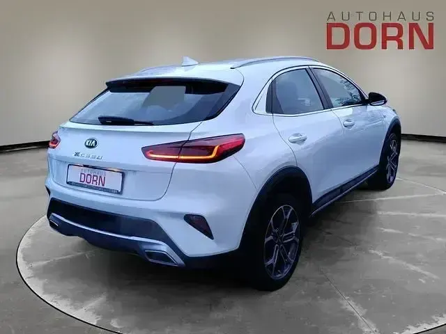 Gebraucht Kia XCeed Comfort 160 PS (117 kW) 2021 Weiß SUV
