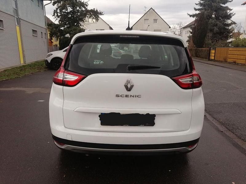 Gebraucht Renault Scénic IV 140 PS (102 kW) 2019 Weiß Van / Kleinbus