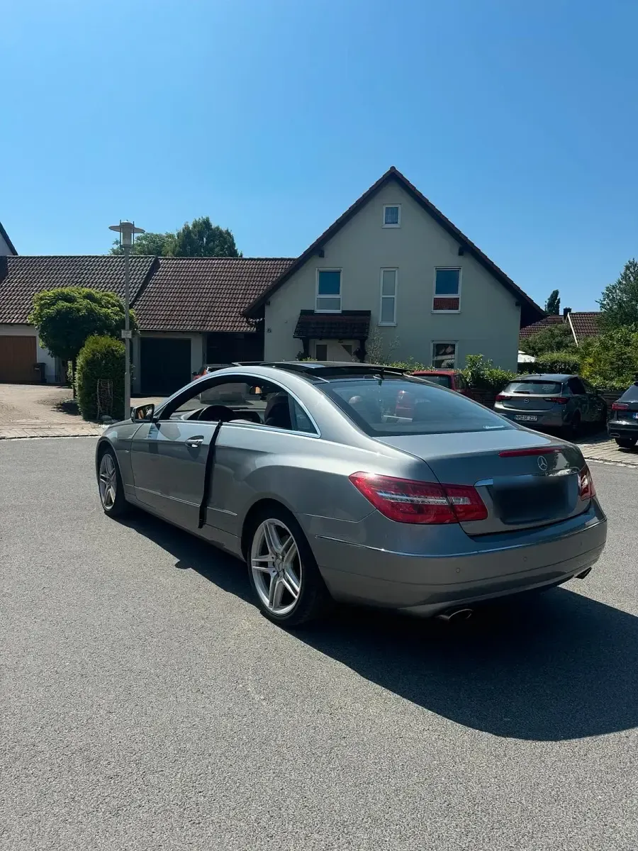 Gebraucht Mercedes E350 292 PS (214 kW) 2010 Coupé