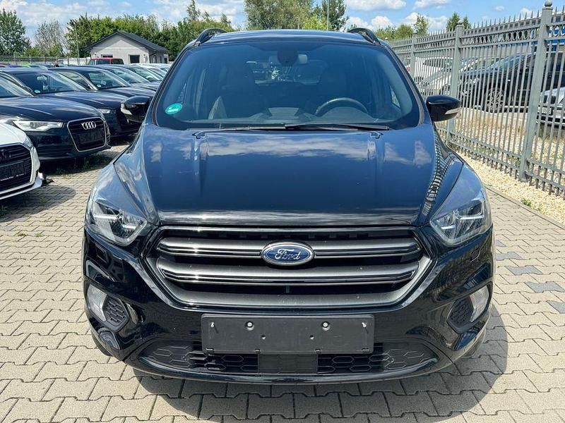 Gebraucht Ford Kuga ST-Line 150 PS (110 kW) 2018 Schwarz SUV
