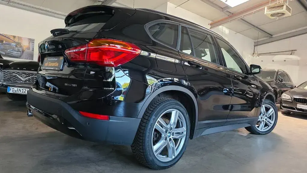 Gebraucht BMW X1 Advantage 136 PS (100 kW) 2022 Schwarz SUV