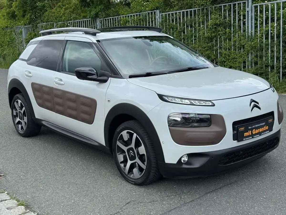 Gebraucht Citroën C4 Cactus Shine 92 PS (67 kW) 2014 Weiß Kleinwagen