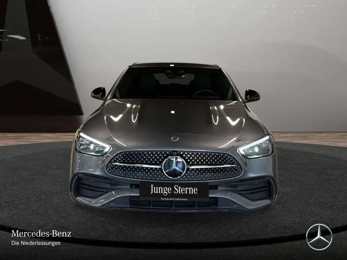 Gebraucht Mercedes C300 AMG 258 PS (189 kW) 2022 Grau Limousine