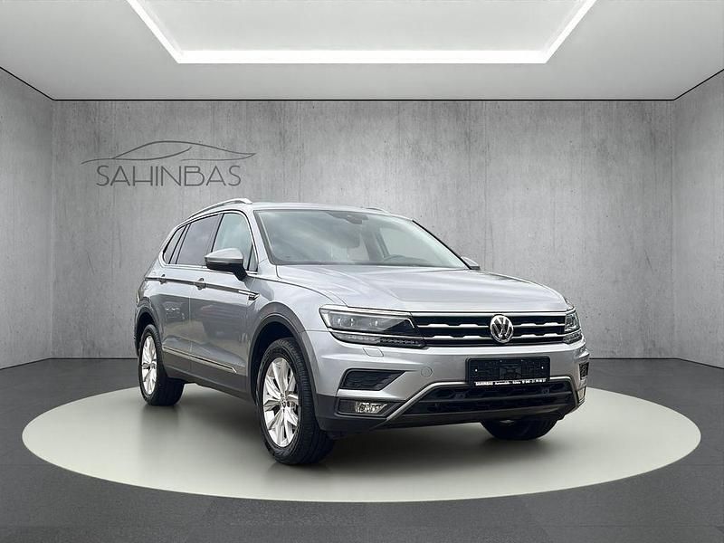 Silber Gebraucht 2019 VW Tiguan Allspace Highline SUV | 19.990 € (Guter Preis) - Bild 1/4