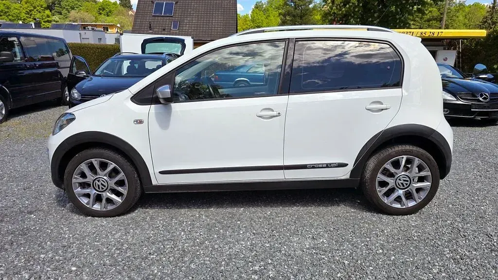 Gebraucht VW cross up! 75 PS (55 kW) 2014 Weiß Kleinwagen