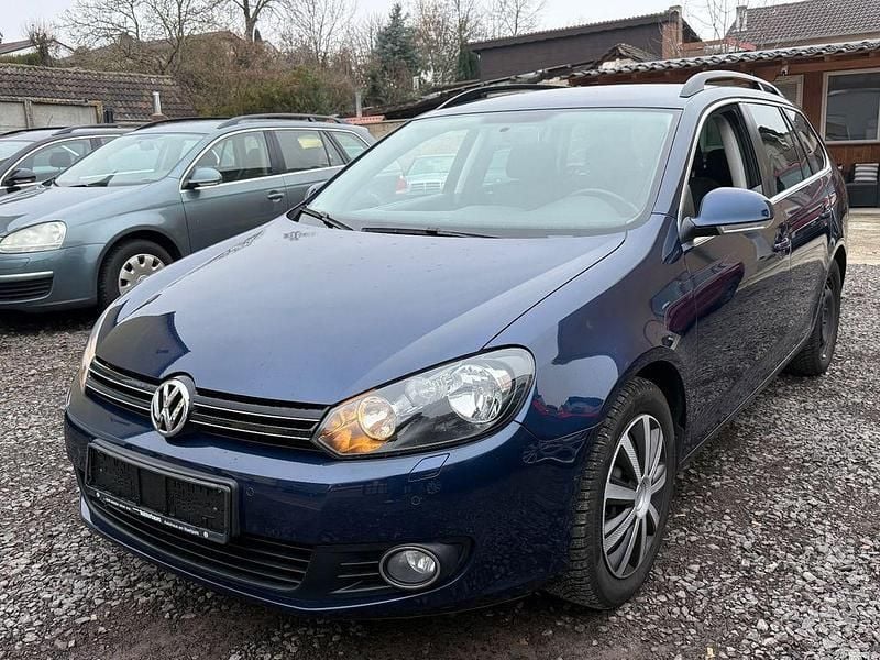 Blau Gebraucht 2011 VW Golf VI Comfortline Kombi | 3.790 € (Superpreis) - Bild 1/4